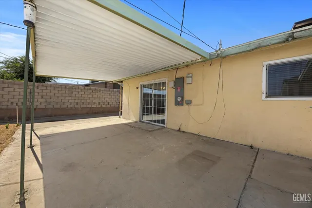 $250,000 | Undisclosed Address, Taft, CA 93268