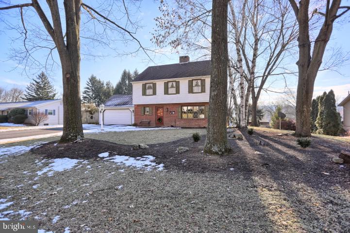 207 Oak Road New Bloomfield, PA 17068 - Photo 3 of 34 Gallery Image 3