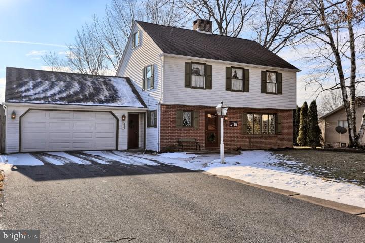207 Oak Road New Bloomfield, PA 17068 - Photo 5 of 34 Gallery Image 5