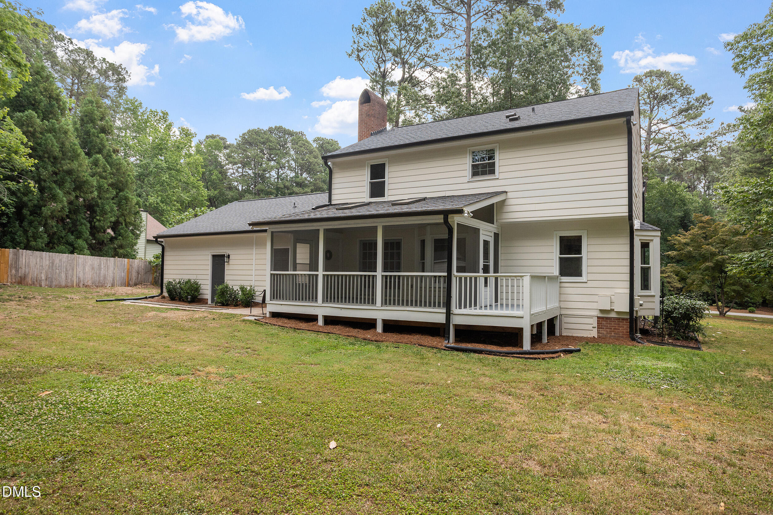 8717 Mansfield Drive Raleigh, NC 27613 - Photo 7 of 45