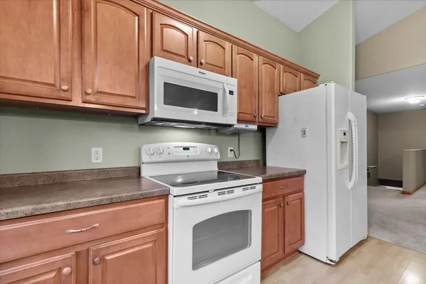 $364,900 | W162-s7035 Olive Circle, Muskego, WI 53150