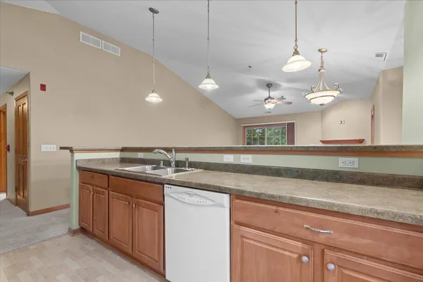 $364,900 | W162-s7035 Olive Circle, Muskego, WI 53150