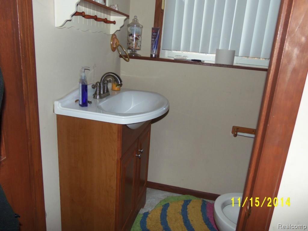 2488 Reeves Road Memphis, MI 48041 - Photo 21 of 21 100_1805.jpg