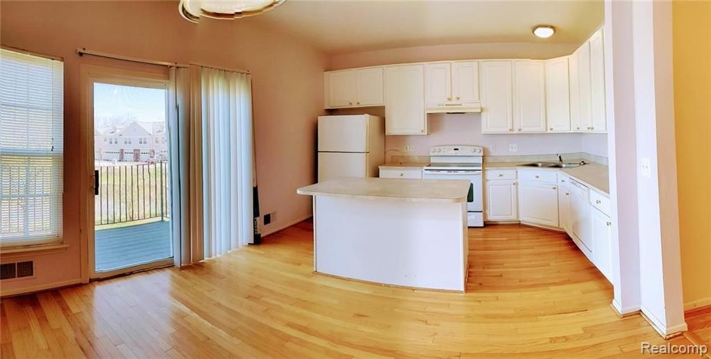 439 Cherry Orchard Road Canton, MI 48188 - Photo 9 of 24
