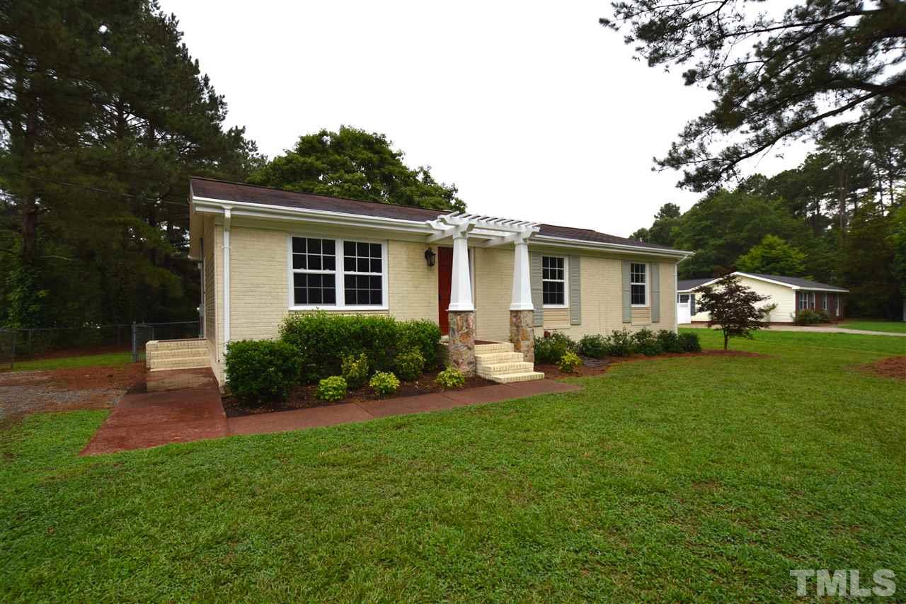 4517 Johnson Pond Road Apex, NC 27539 - Photo 2 of 16 Gallery Image 2
