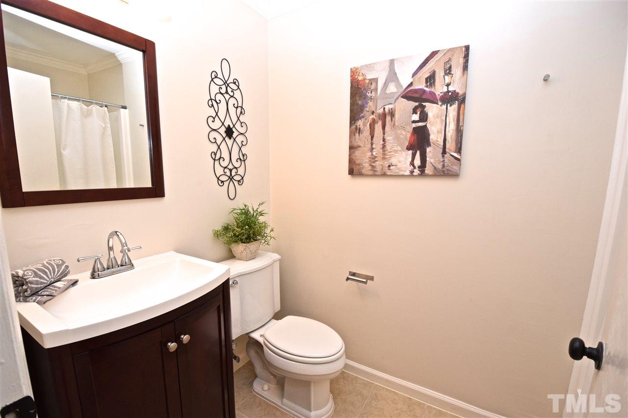 4517 Johnson Pond Road Apex, NC 27539 - Photo 12 of 16 Gallery Image 12