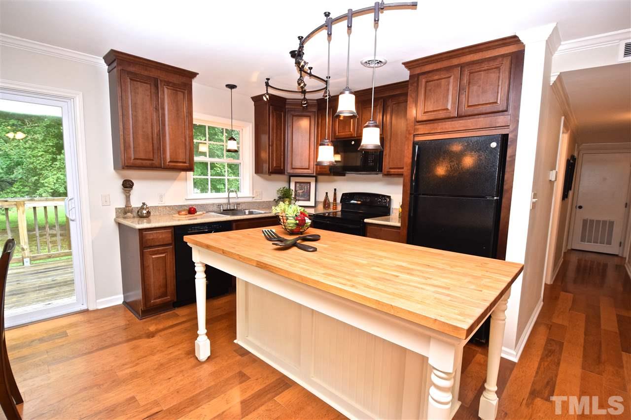 4517 Johnson Pond Road Apex, NC 27539 - Photo 3 of 16 Gallery Image 3