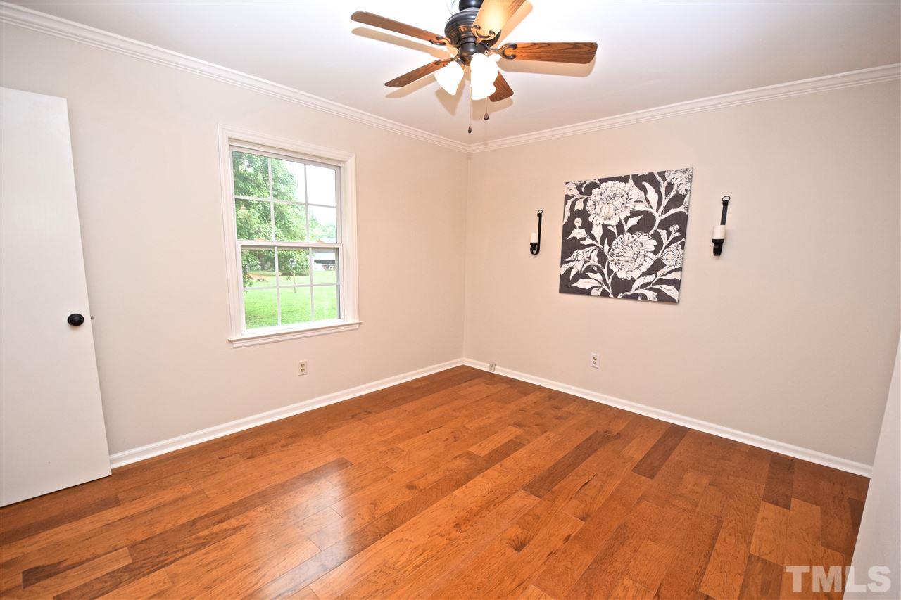 4517 Johnson Pond Road Apex, NC 27539 - Photo 7 of 16 Gallery Image 7