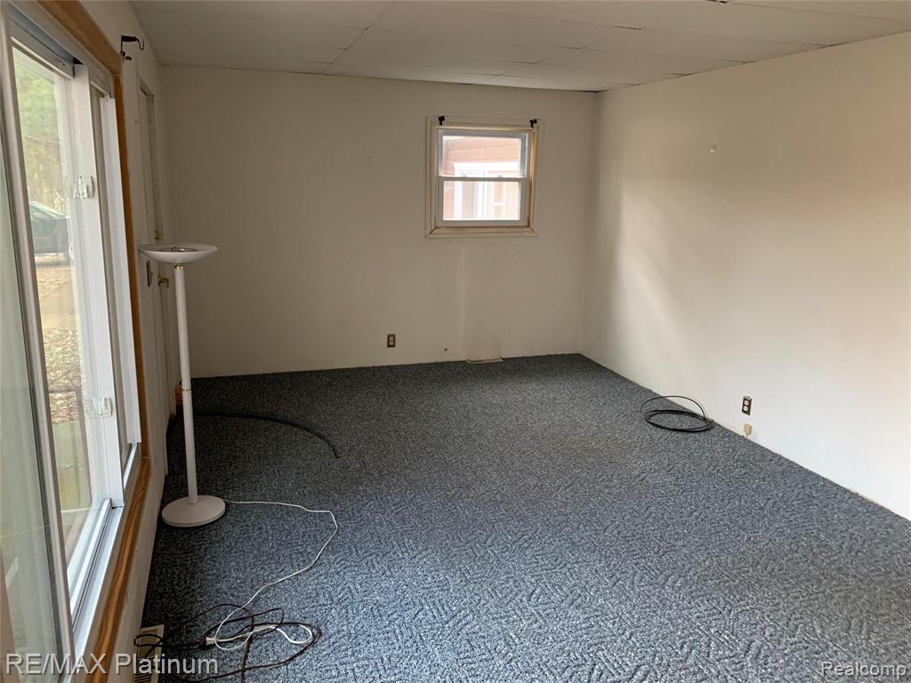 5239 Lennon Road Flint, MI 48507 - Photo 10 of 18