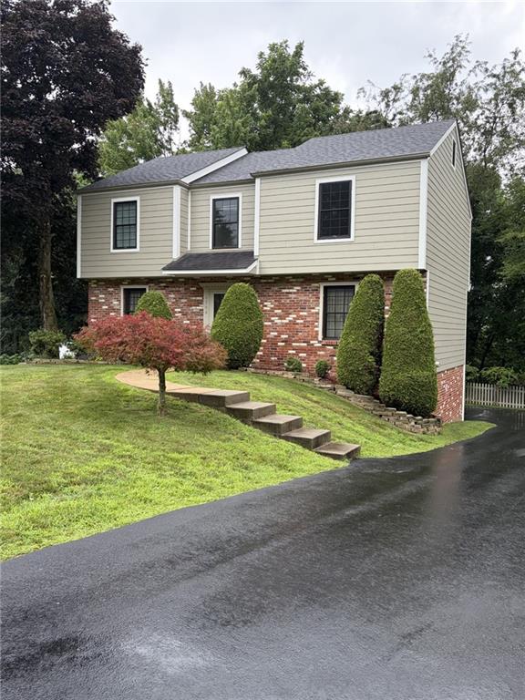 4790 Bayfield Road Allison Park, PA 15101 - Photo 4 of 46 Gallery Image 4