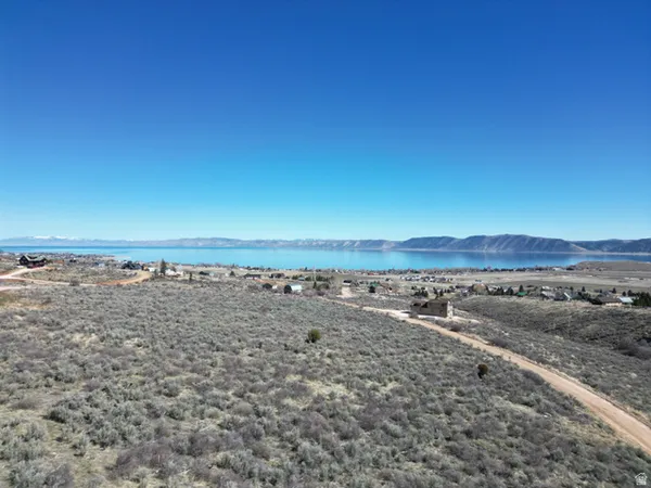 $99,999 | 2711 South Valley Dr Garden, Unit 16, Garden City, UT 84028