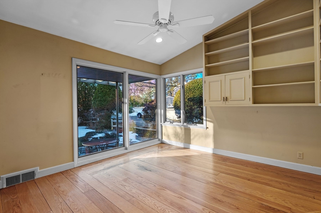 315 Puritan Road Swampscott, MA 01907 - Photo 14 of 41 Gallery Image 14