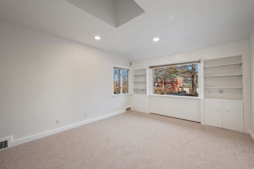 315 Puritan Road Swampscott, MA 01907 - Photo 24 of 41 Gallery Image 24