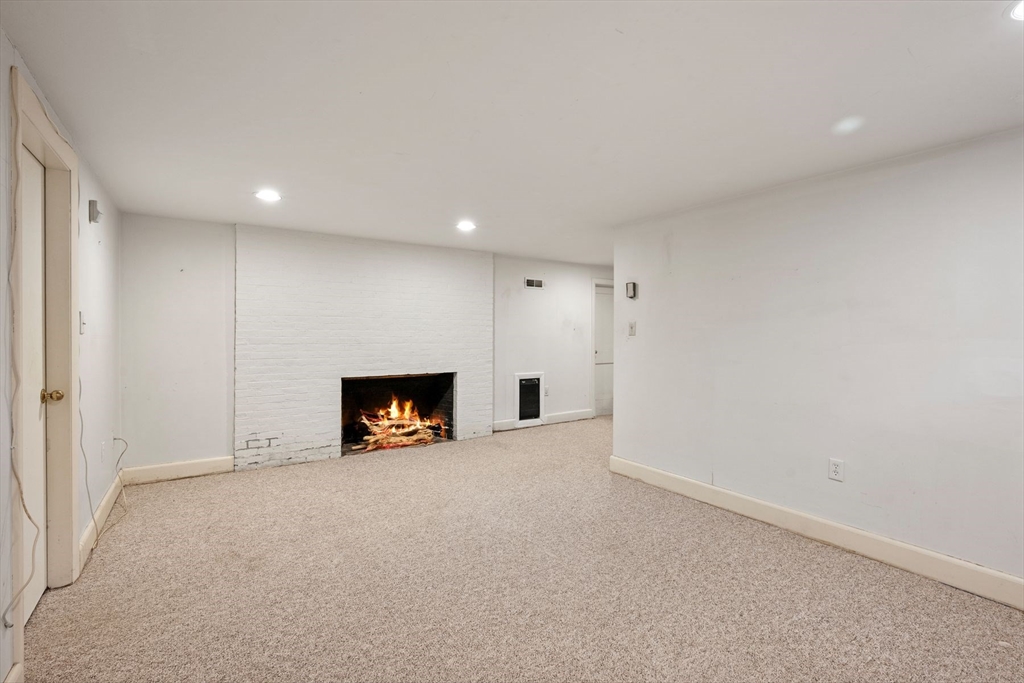 315 Puritan Road Swampscott, MA 01907 - Photo 27 of 41 Gallery Image 27