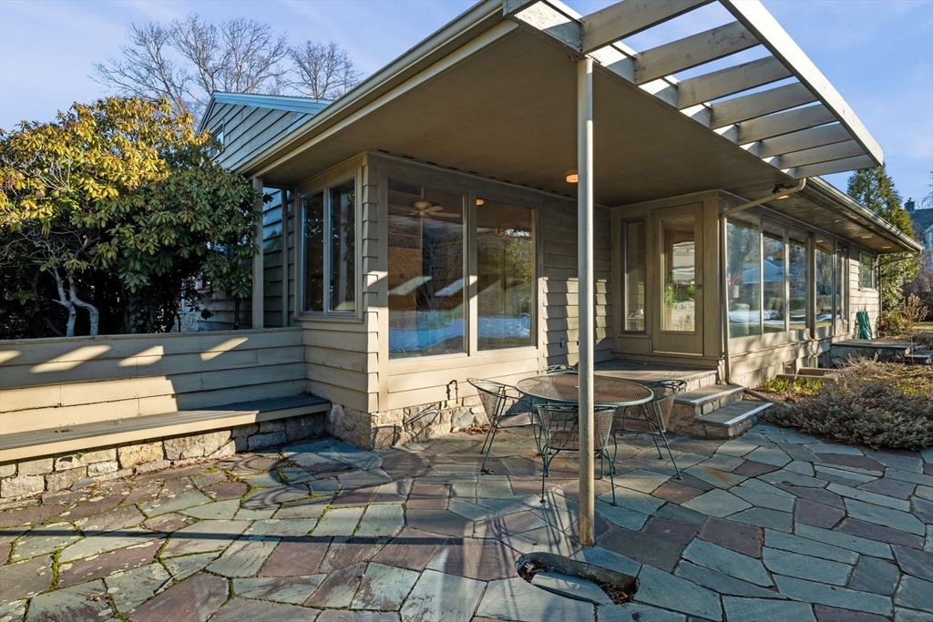 315 Puritan Road Swampscott, MA 01907 - Photo 33 of 41 Gallery Image 33