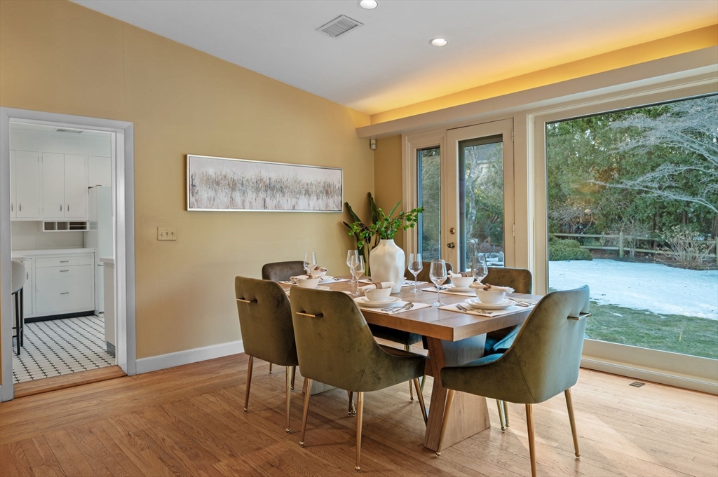 315 Puritan Road Swampscott, MA 01907 - Photo 10 of 41 Gallery Image 10