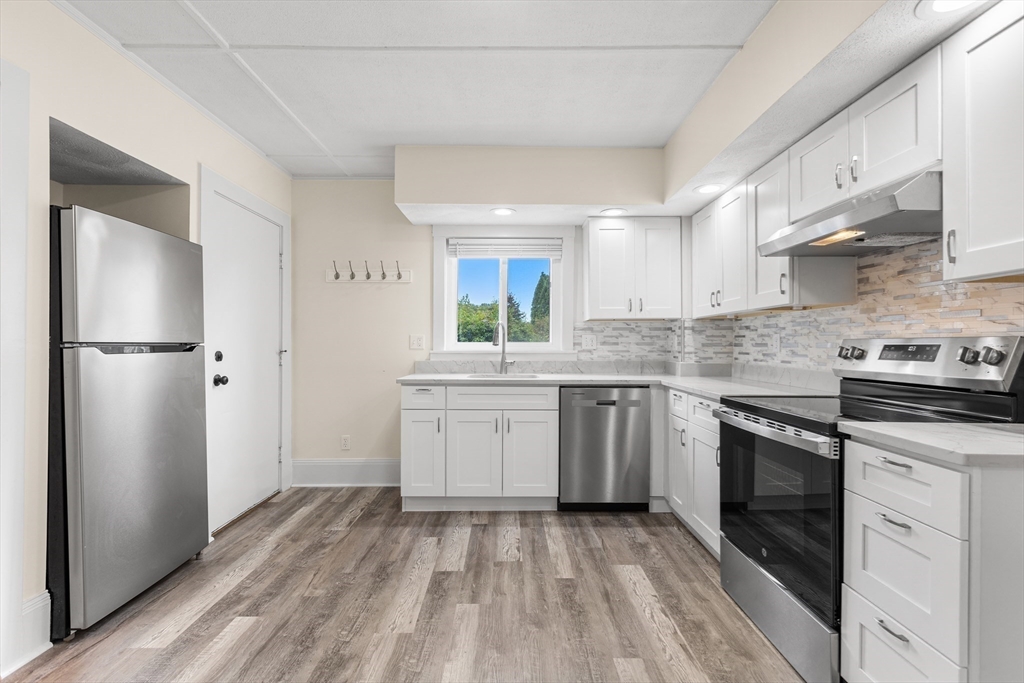 75 Enon Street, Unit 2 Beverly, MA 01915 - Photo 5 of 15