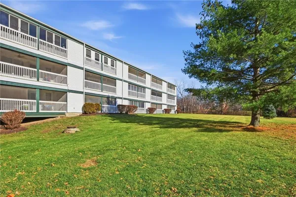 $175,000 | 2330 Northeast 68th Street, Kansas City, MO 64118