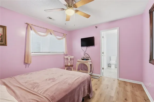 $175,000 | 2330 Northeast 68th Street, Kansas City, MO 64118