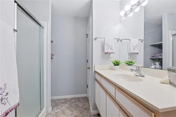 $175,000 | 2330 Northeast 68th Street, Kansas City, MO 64118