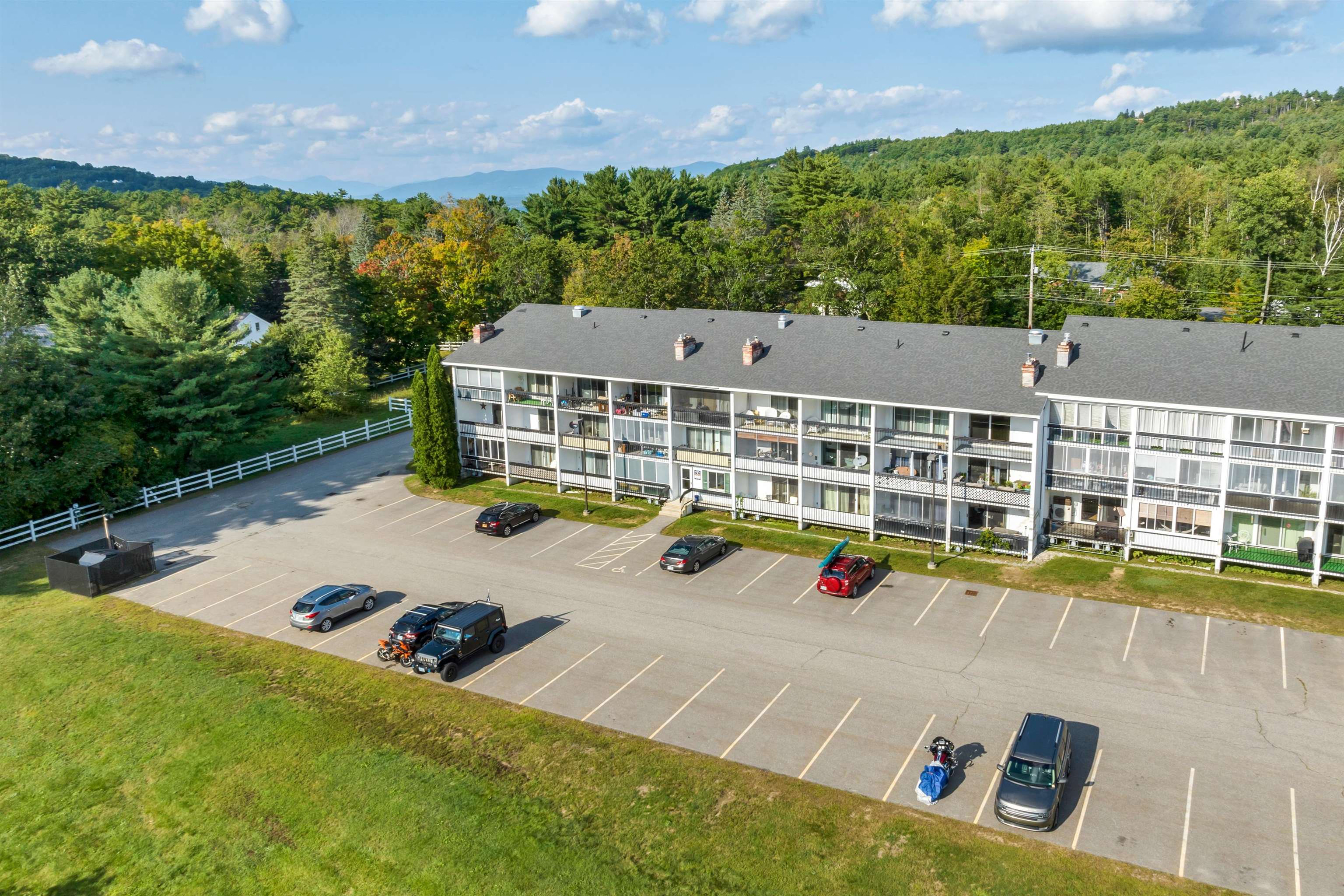663 Cherry Valley Road, Unit 308 Gilford, NH 03249 - Photo 7 of 37 Gallery Image 7