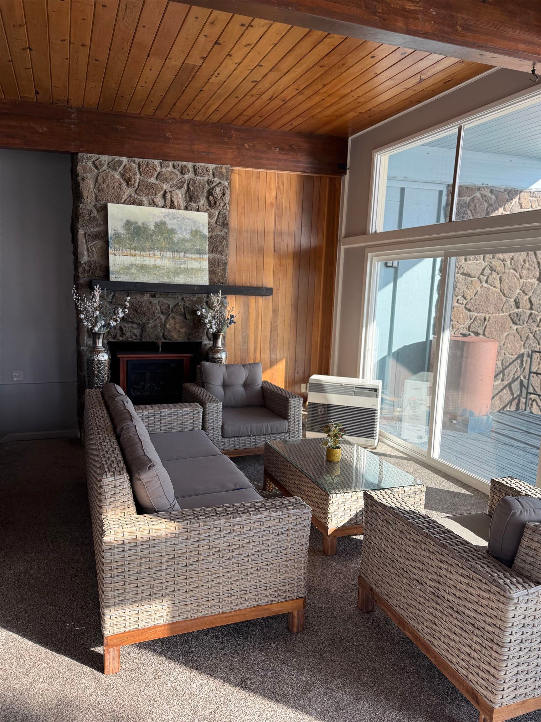 5136 Spear Point Road Weed, CA 96094 - Photo 3 of 18 Gallery Image 3