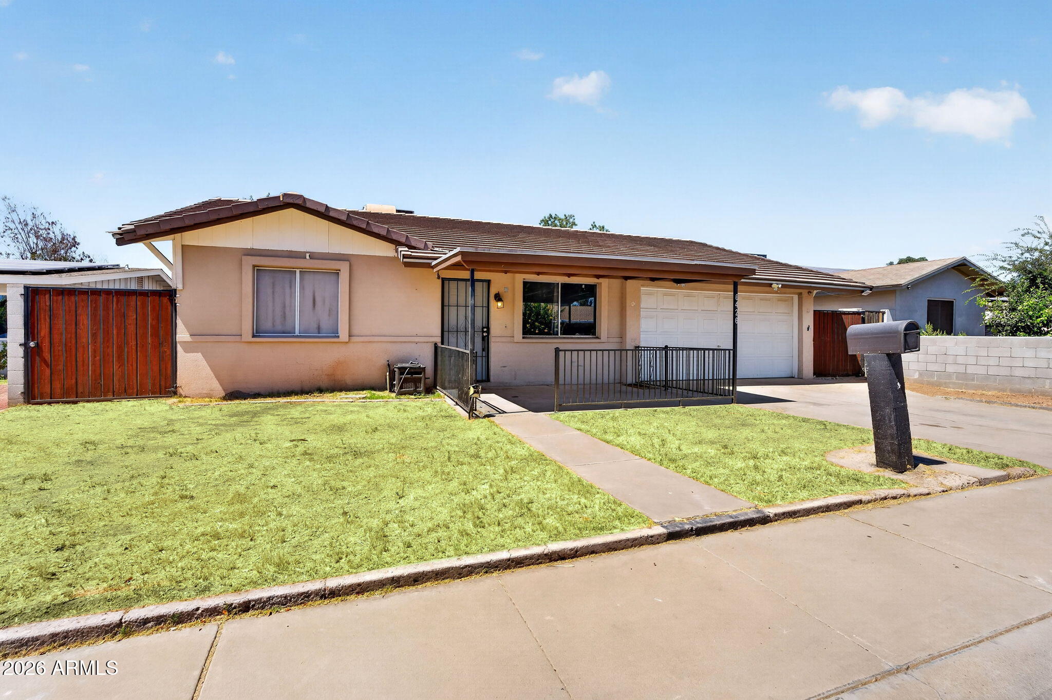 6426 West Lamar Road Glendale, AZ 85301 - Photo 2 of 39