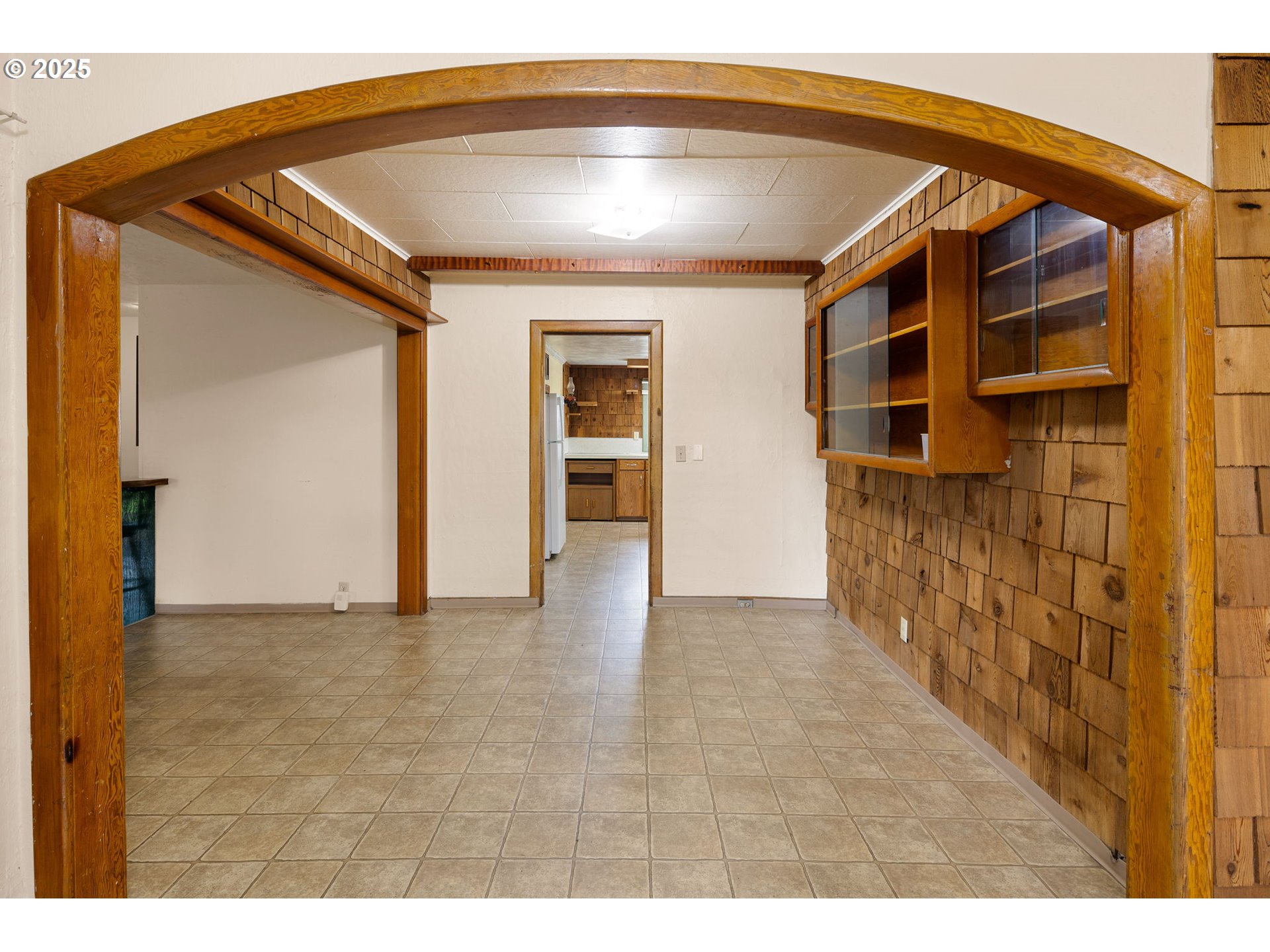 202 20th Street Springfield, OR 97477 - Photo 11 of 42