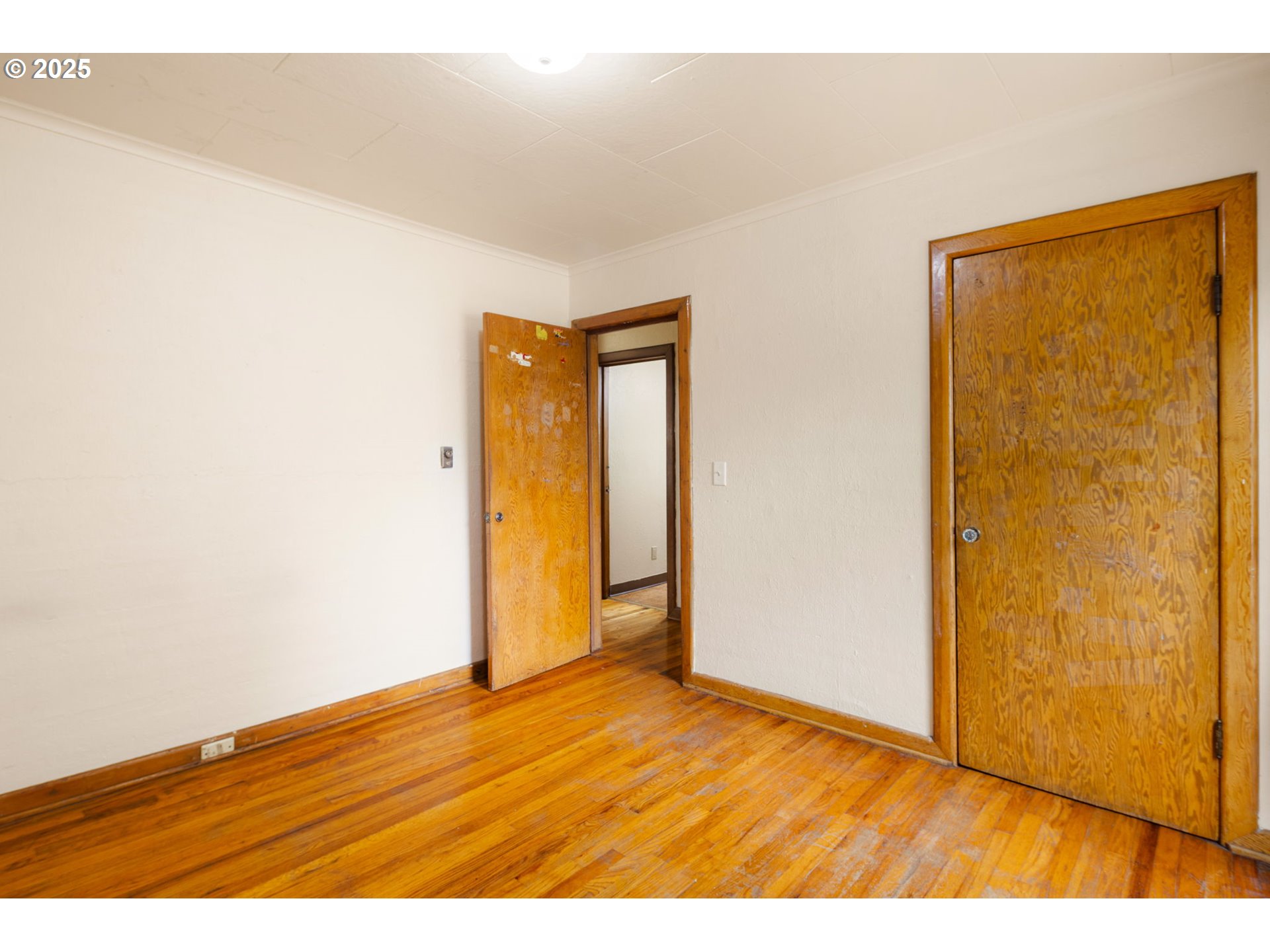 202 20th Street Springfield, OR 97477 - Photo 15 of 42
