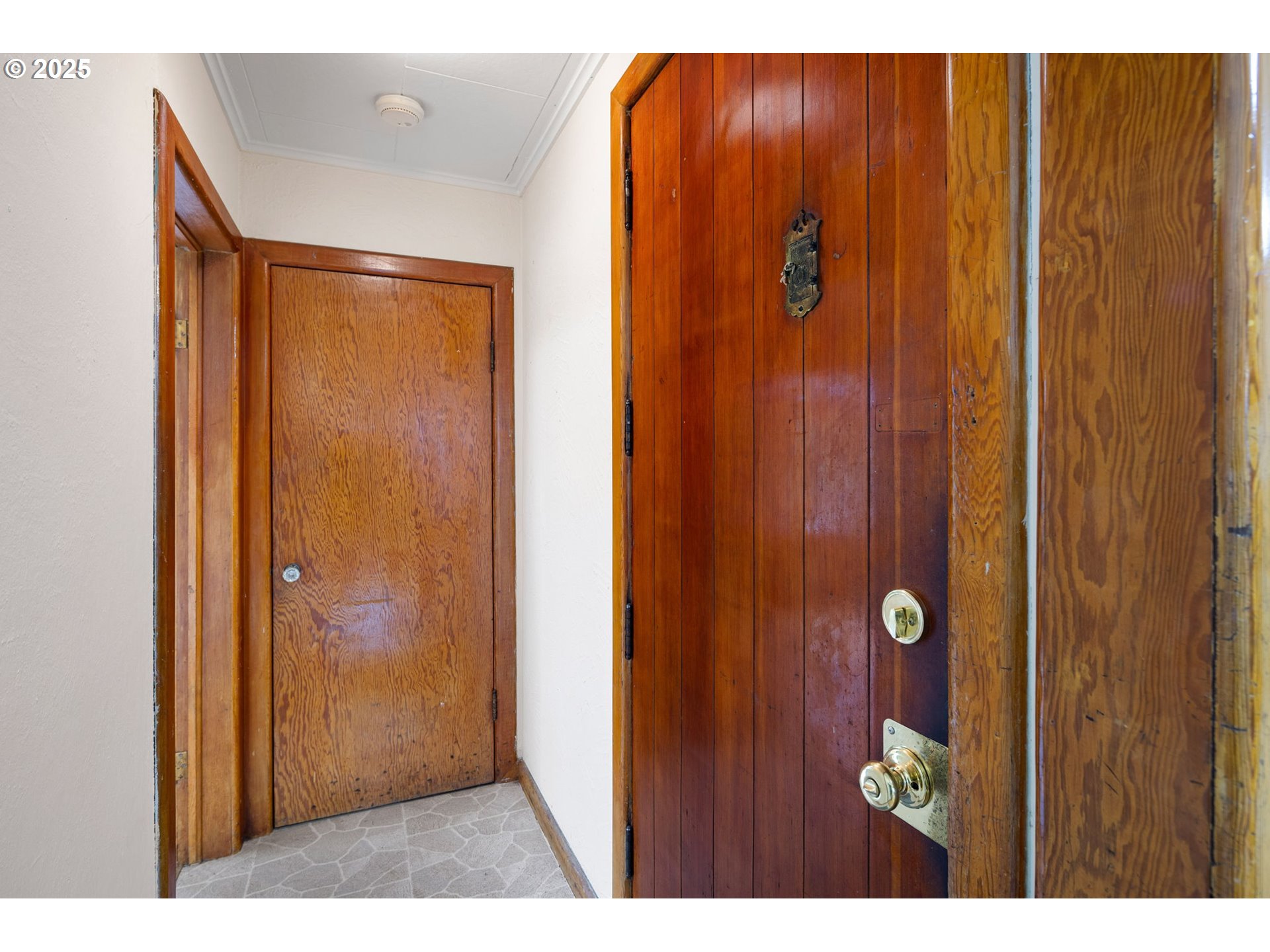 202 20th Street Springfield, OR 97477 - Photo 19 of 42