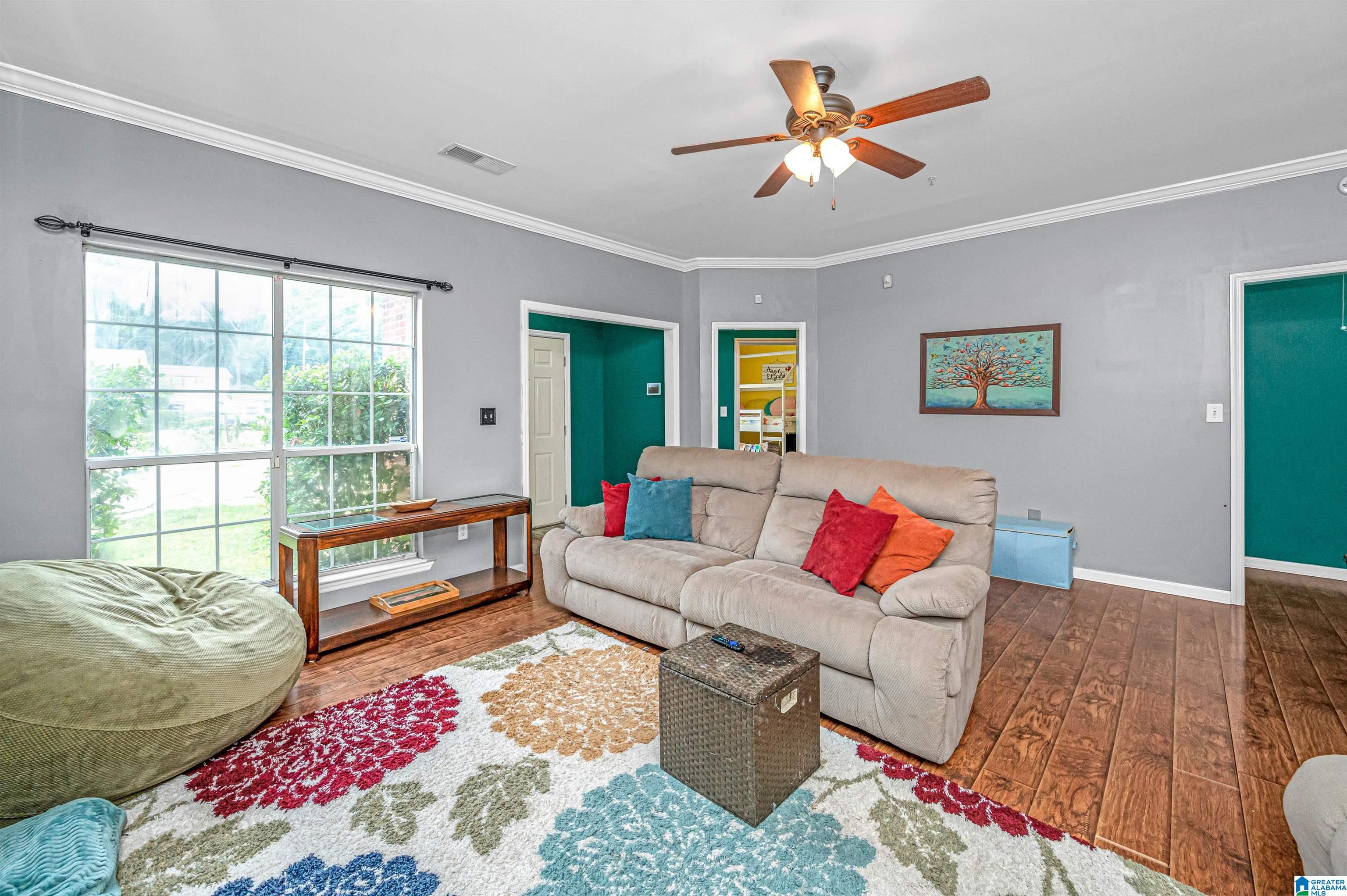140 Timberleaf Circle Alabaster, AL 35007 - Photo 4 of 30