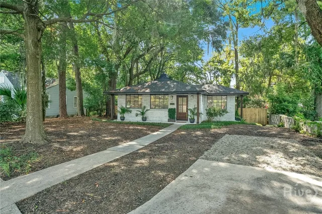 $399,000 | 616 Virginia Avenue, Savannah, GA 31404