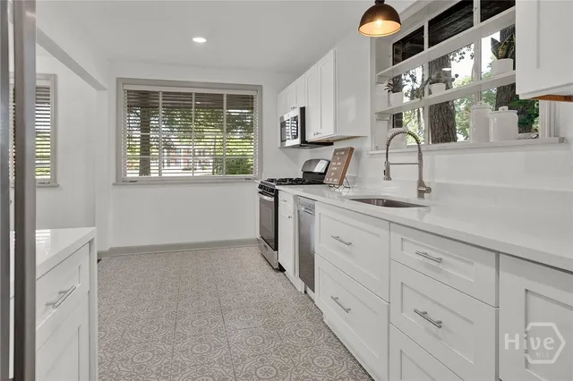 $399,000 | 616 Virginia Avenue, Savannah, GA 31404