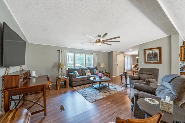 $179,900 | 110 Sycamore Lane, Murchison, TX 75778