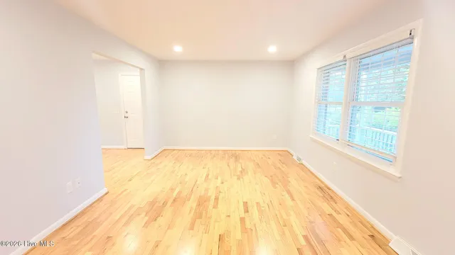 $2,335 | 409 Sierra Drive, Wilmington, NC 28409