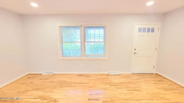 $2,335 | 409 Sierra Drive, Wilmington, NC 28409