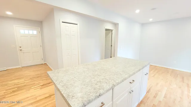 $2,335 | 409 Sierra Drive, Wilmington, NC 28409