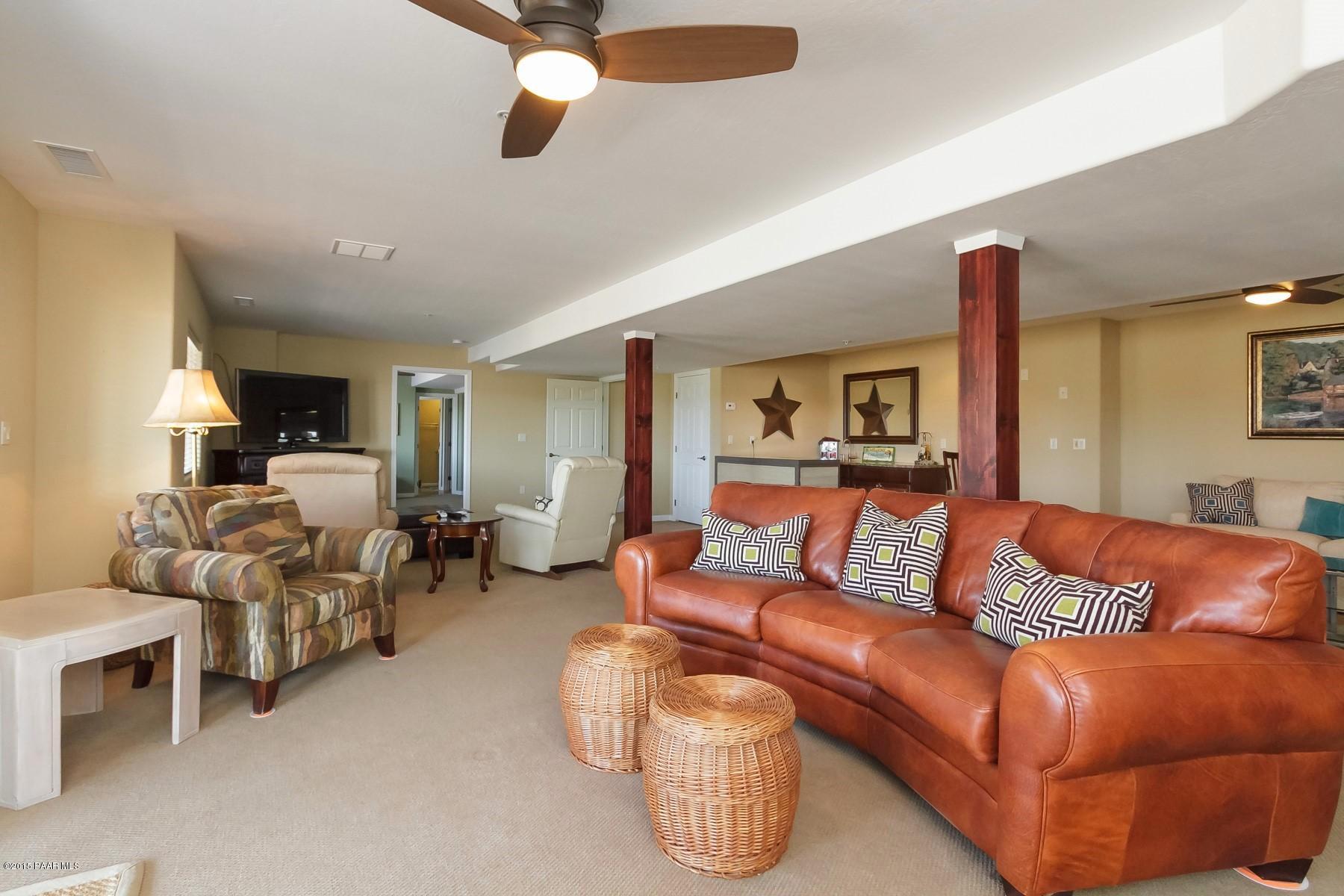 10643 North Sharps Road Prescott, AZ 86305 - Photo 19 of 30 018_Family Room