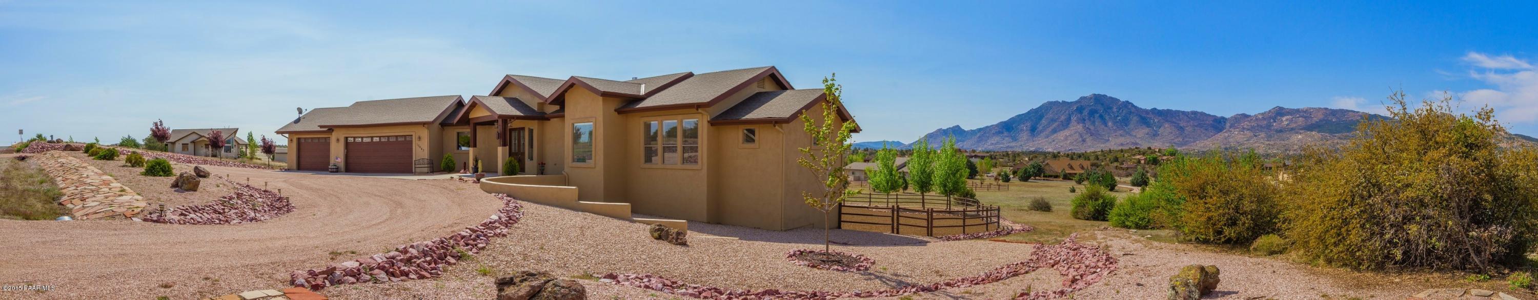 10643 North Sharps Road Prescott, AZ 86305 - Photo 2 of 30 002_Front Panoramic View