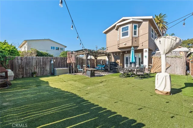 $989,000 | 4240 East 15th Street, Long Beach, CA 90804