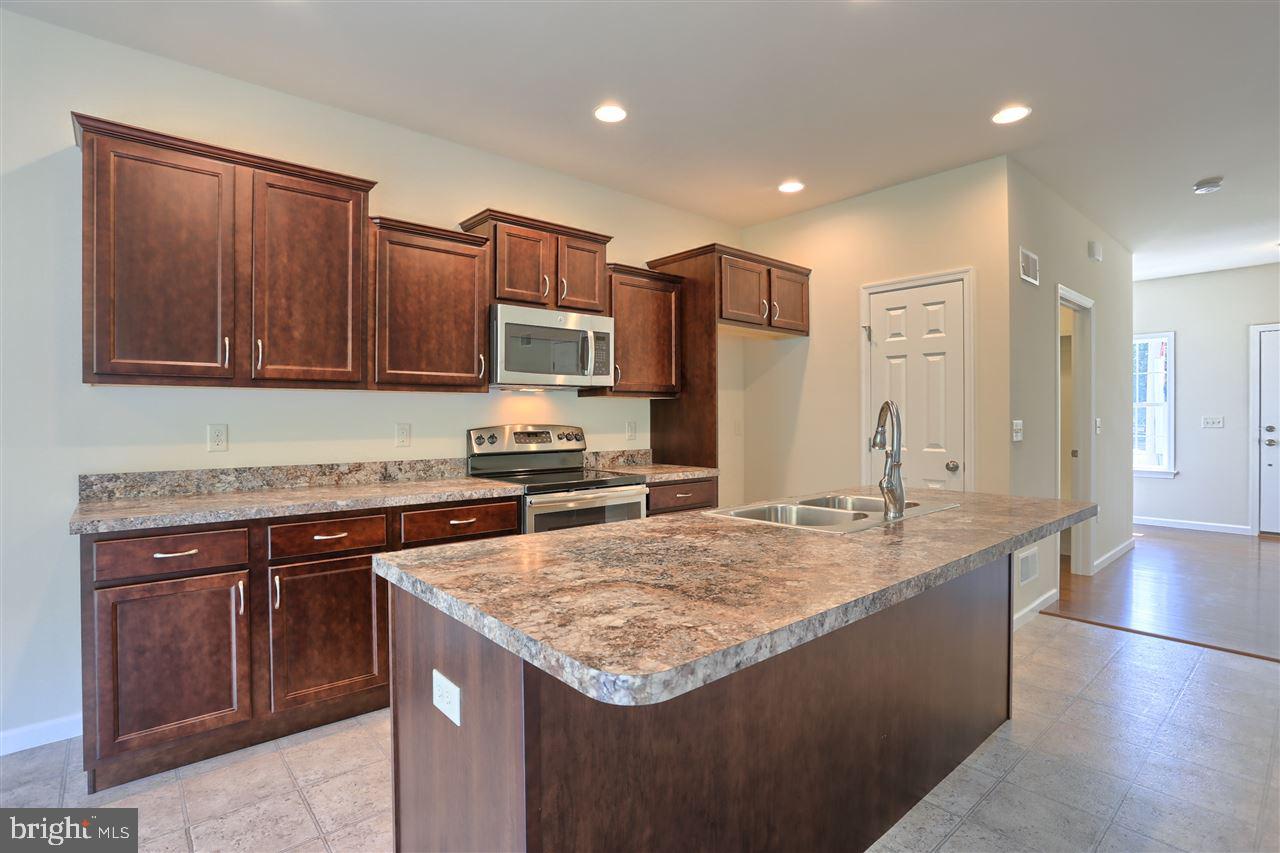 705 Cockley Road, Unit 81 Harrisburg, PA 17111 - Photo 11 of 25 Gallery Image 11