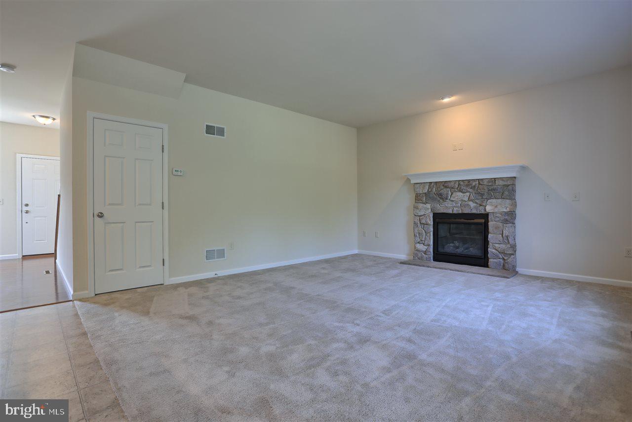705 Cockley Road, Unit 81 Harrisburg, PA 17111 - Photo 5 of 25 Gallery Image 5