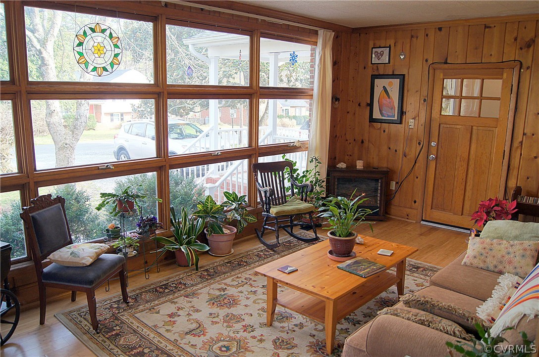 200 Beverly Road Ashland, VA 23005 - Photo 21 of 49 Florida Room