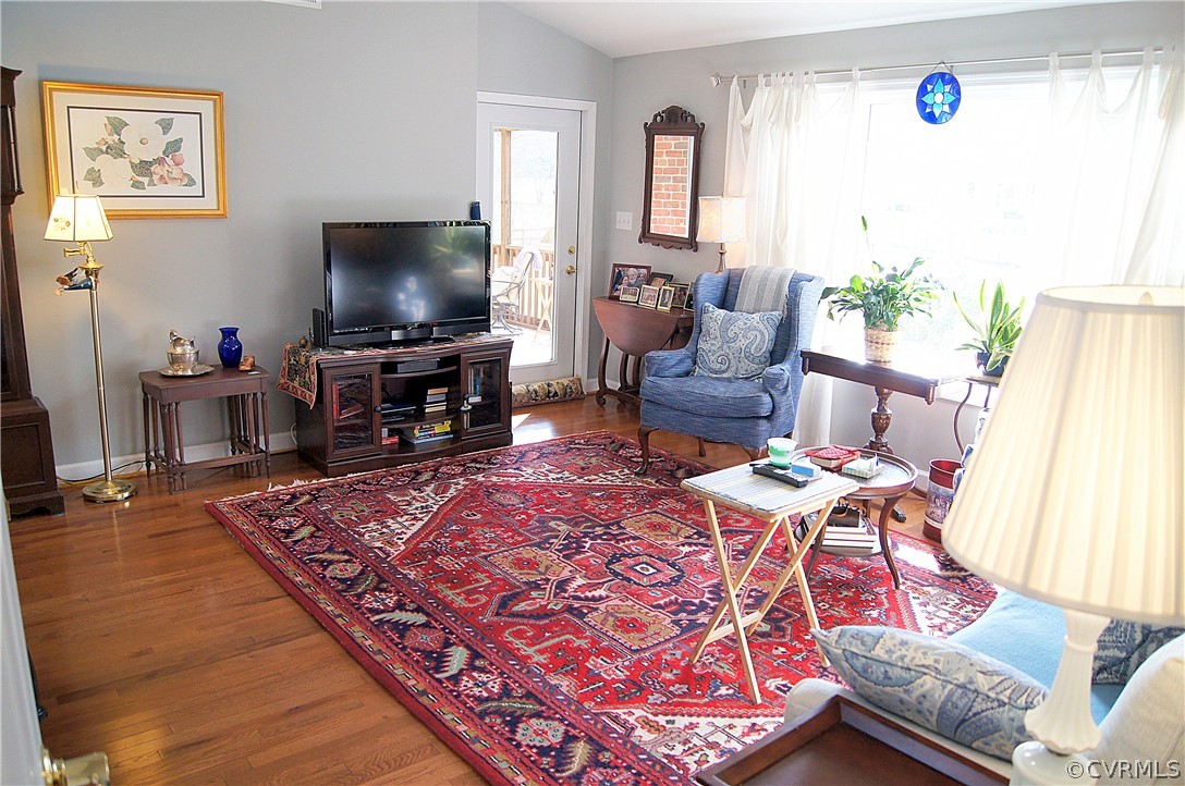 200 Beverly Road Ashland, VA 23005 - Photo 29 of 49 Family Room in the Mother-in-law suite