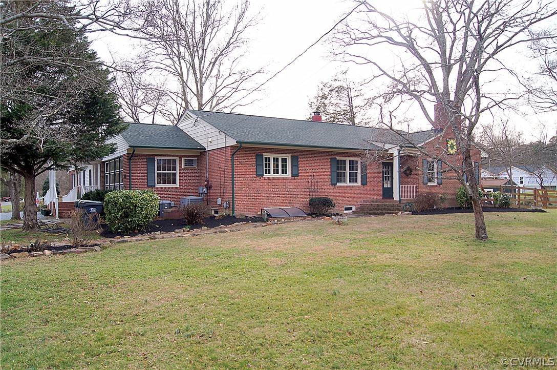 200 Beverly Road Ashland, VA 23005 - Photo 4 of 49 A full, walk-out basement and Mother-in-law suite