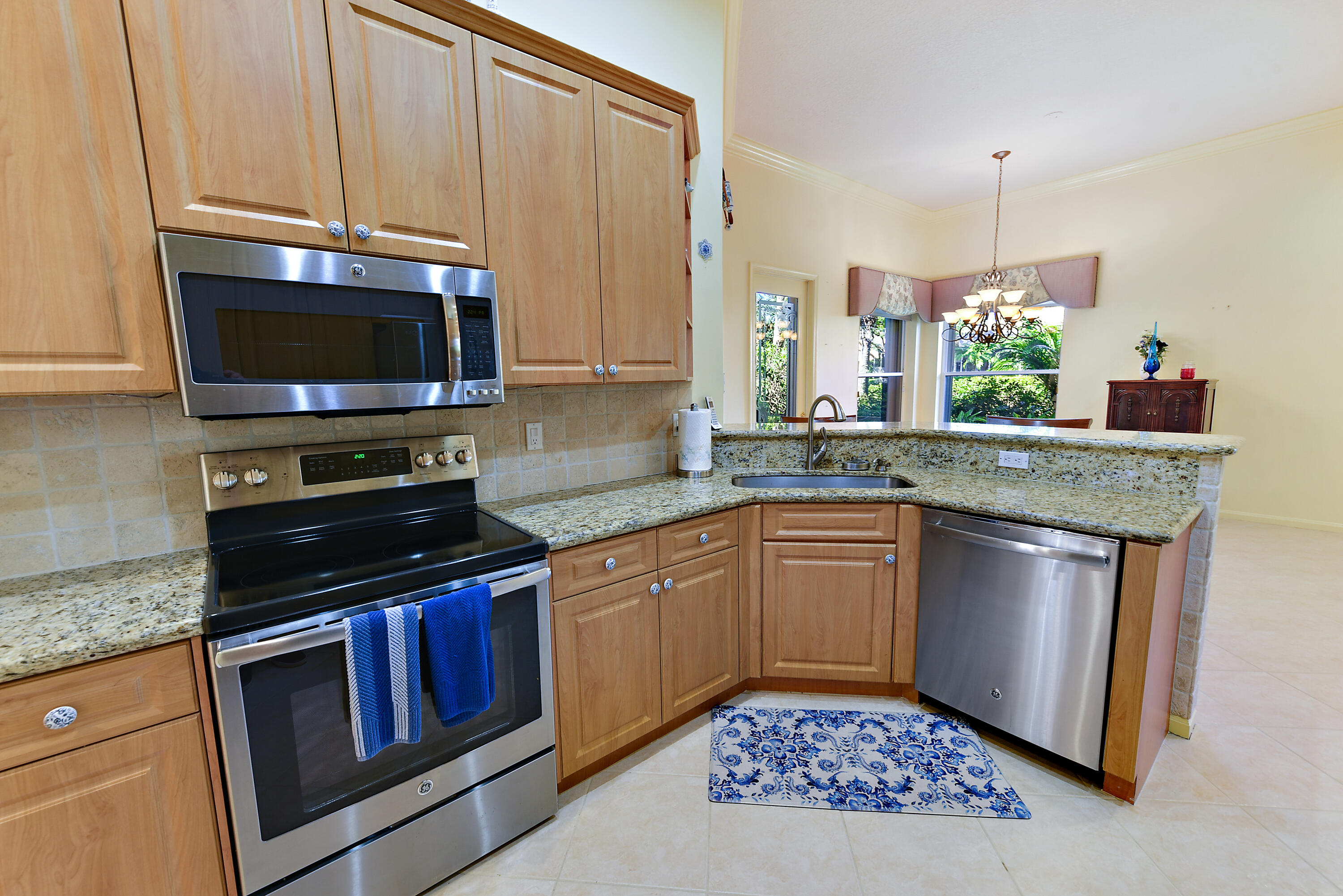 6725 Garde Road Boynton Beach, FL 33472 - Photo 8 of 43 6725 Garde Rd_Amy Doran_32