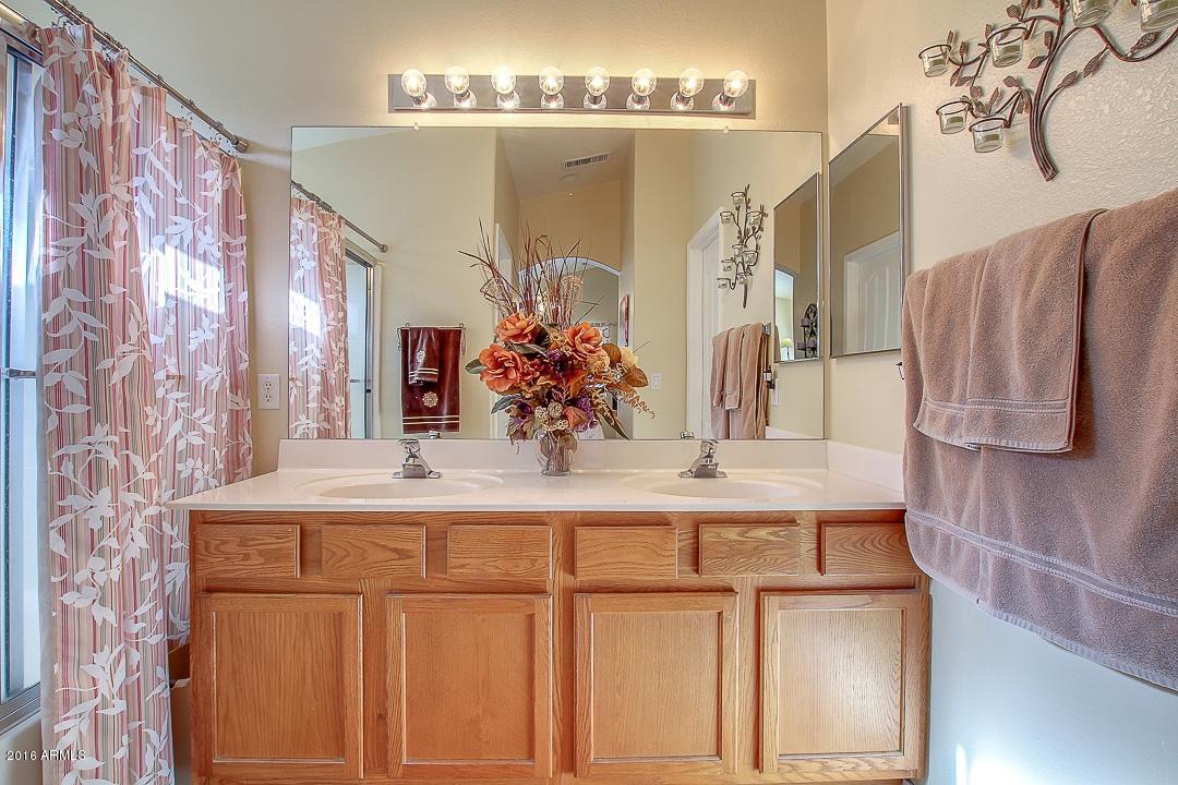4031 East Timberline Road Gilbert, AZ 85297 - Photo 51 of 77 MASTER BATH