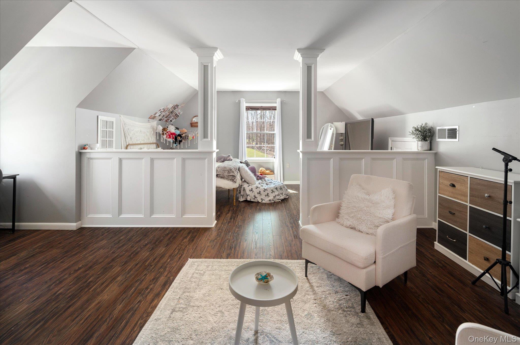 581 Barrett Hill Road Mahopac, NY 10541 - Photo 23 of 37 Upper level 3rd bedroom...generous enough to feel like a retreat