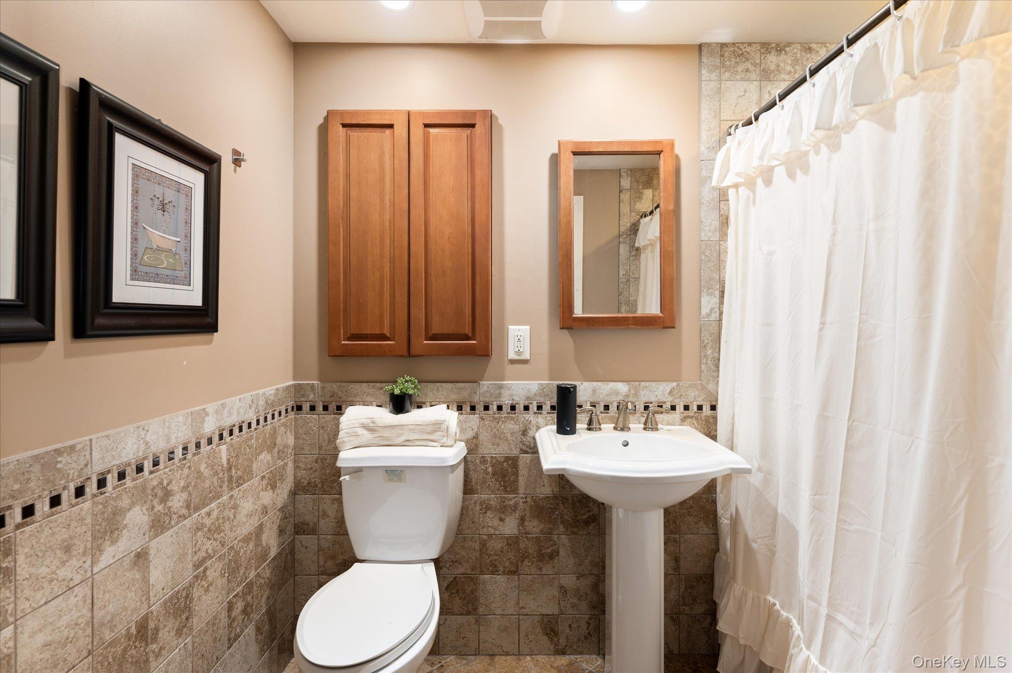 581 Barrett Hill Road Mahopac, NY 10541 - Photo 30 of 37 The third full bath