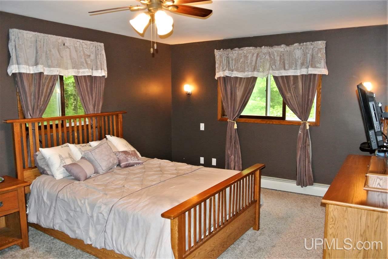 199 Neejee Road Negaunee, MI 49866 - Photo 19 of 32 Gallery Image 19